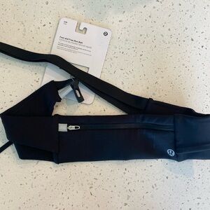Fast and Free Run Belt by LuluLemon
